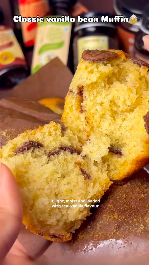 Vanilla Chocochip Muffins